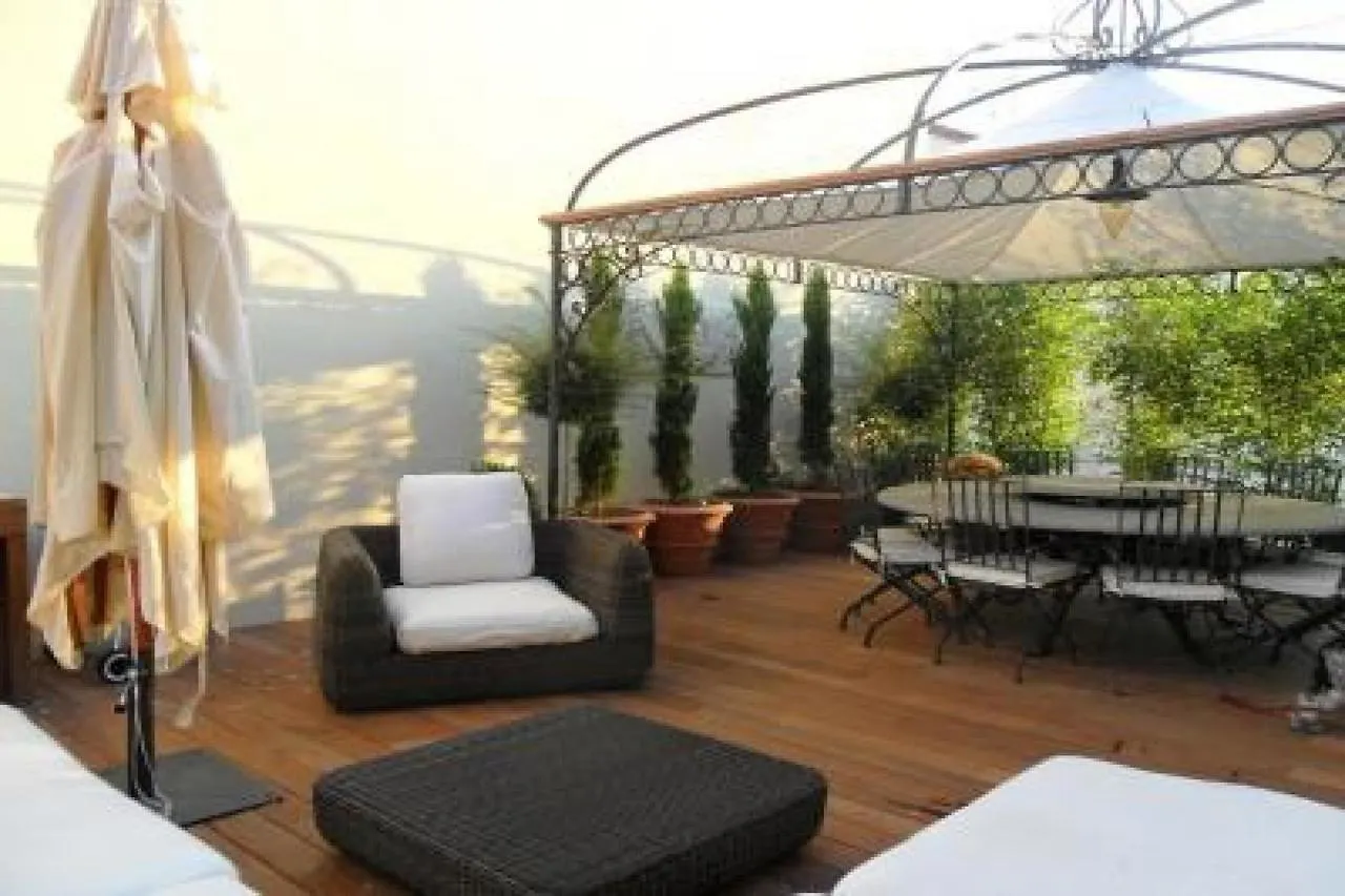 Luxury Three Bed Apartment In Cannes Just A Couple Of Minutes Walk To The Palais And Beaches 669 France