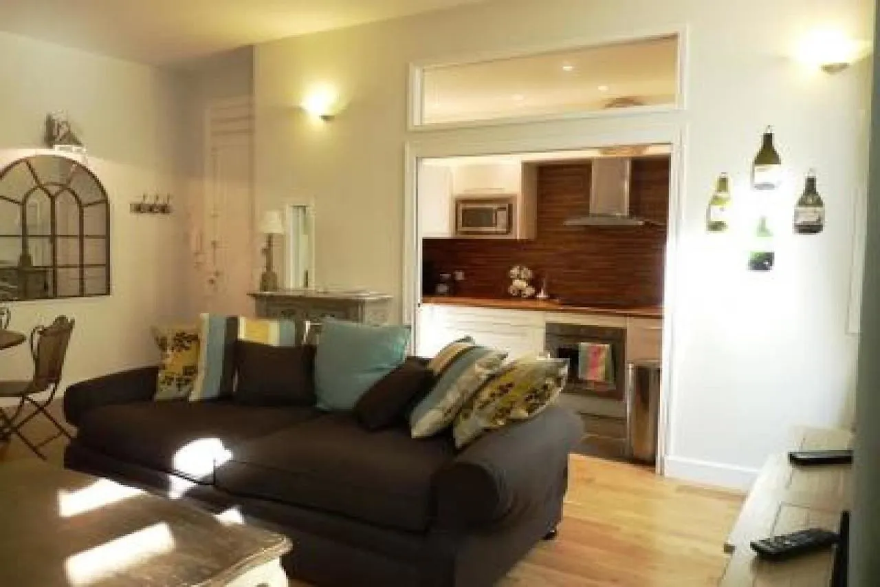 Luxury Three Bed Apartment In Cannes Just A Couple Of Minutes Walk To The Palais And Beaches 669 0*,  France